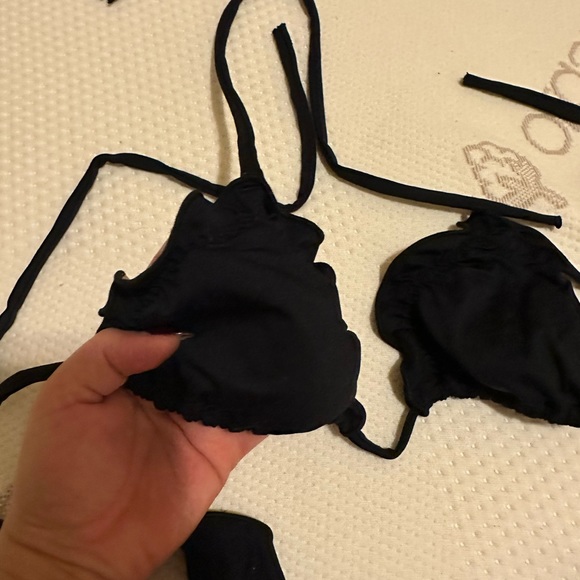 Bikini - Picture 3 of 5